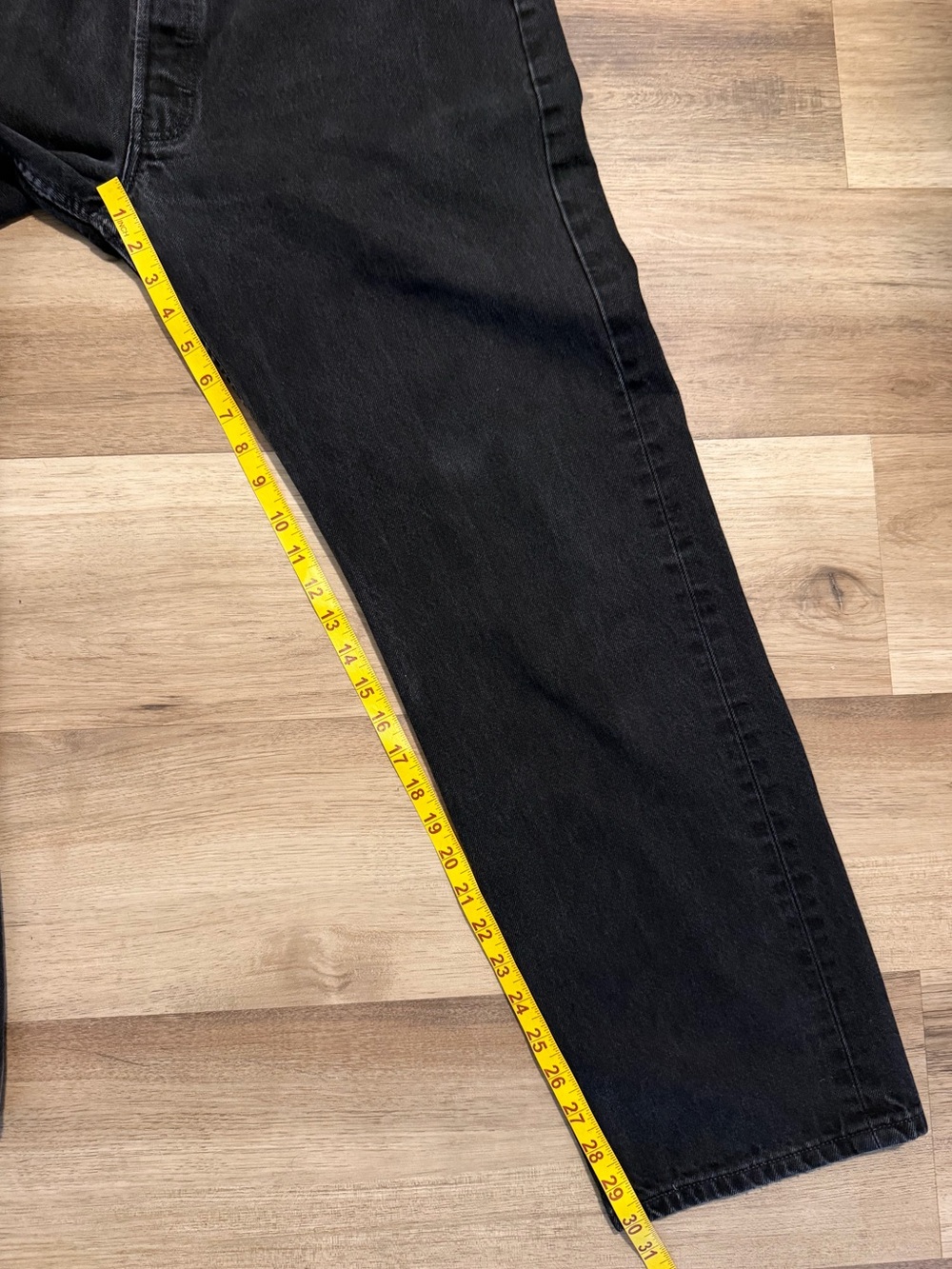 VTG Levi's 501 Button Fly Black Denim Jeans 36x30 tag 38x30 1999 Canada Made - Picture 11 of 15